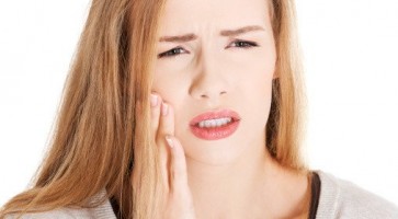 Sau khi nhổ răng không trồng lại có sao không?Sau khi nhổ răng không trồng lại có sao không?